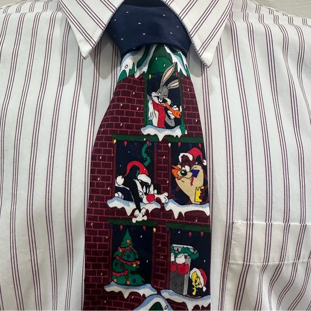 Looney Tunes Festive Bugs Bunny Christmas Holiday Tie